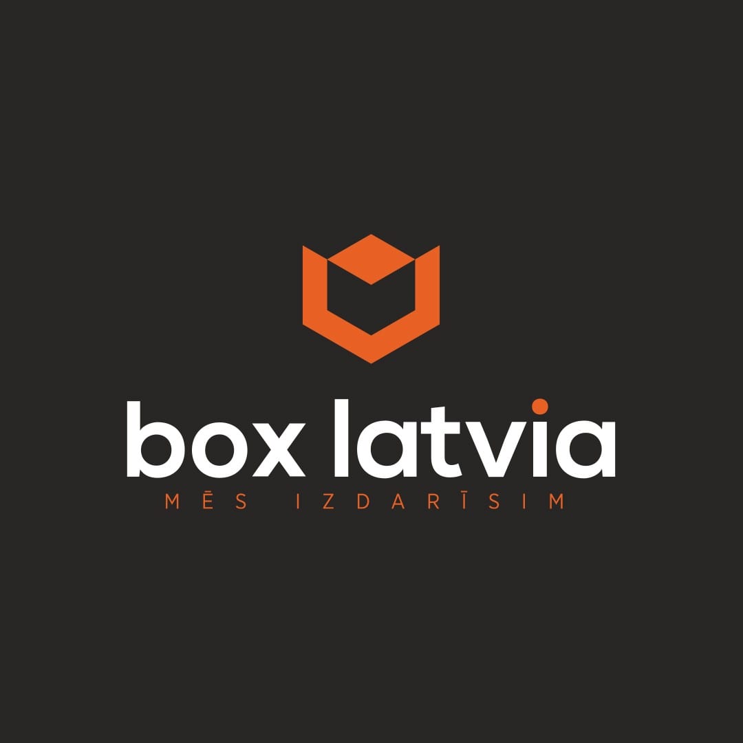 Box Latvia logotips ar oranžu kastes zīmi un saukli „Mēs izdarīsim” uz tumša fona