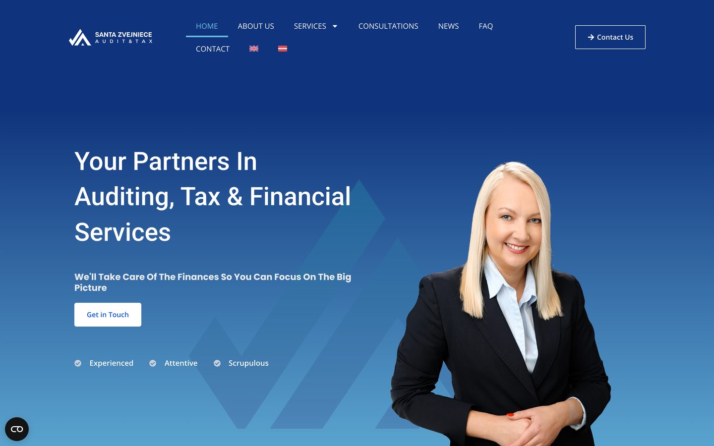 Mājaslapa Santa Zvejniece datora ekrānā